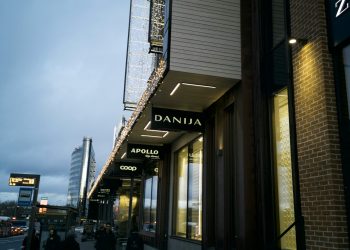 Your Essential Toolkit for Smart Shopping