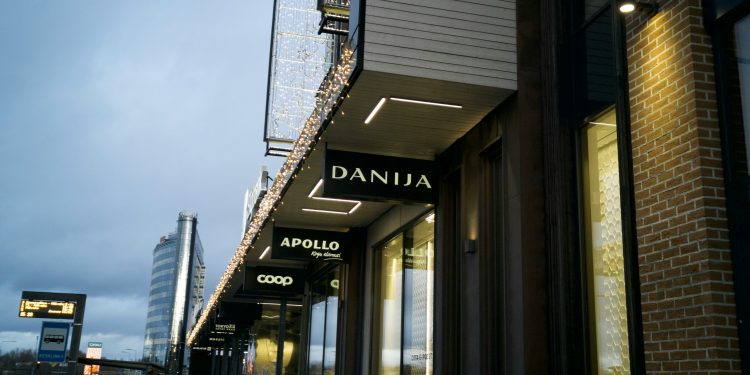 Your Essential Toolkit for Smart Shopping